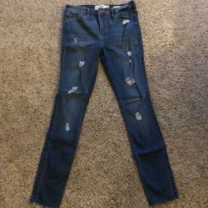 Hollister hi rise super skinny ripped jeans